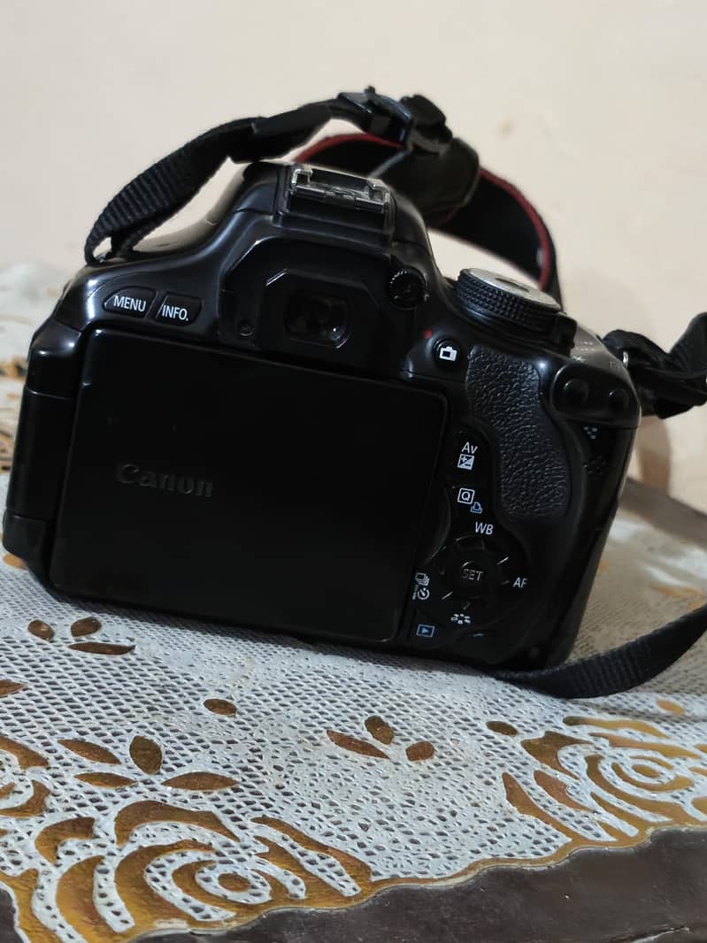 canon EOS 600D 3