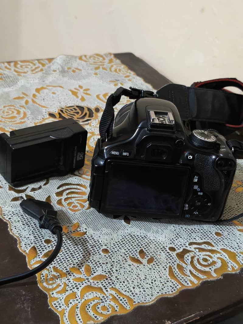 canon EOS 600D 6