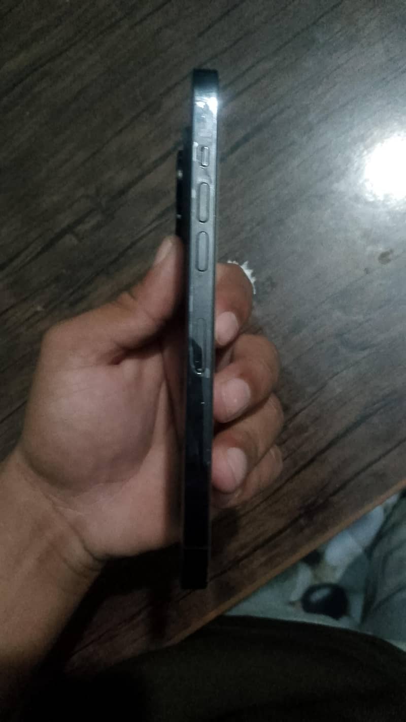 iphone 14 pro max 3