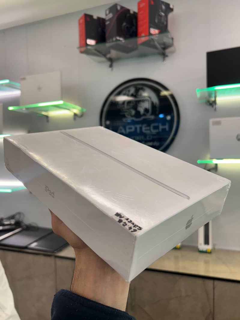 Apple 9 (Gen) 2