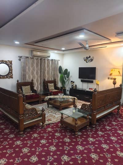 1 Kanal House For Sale