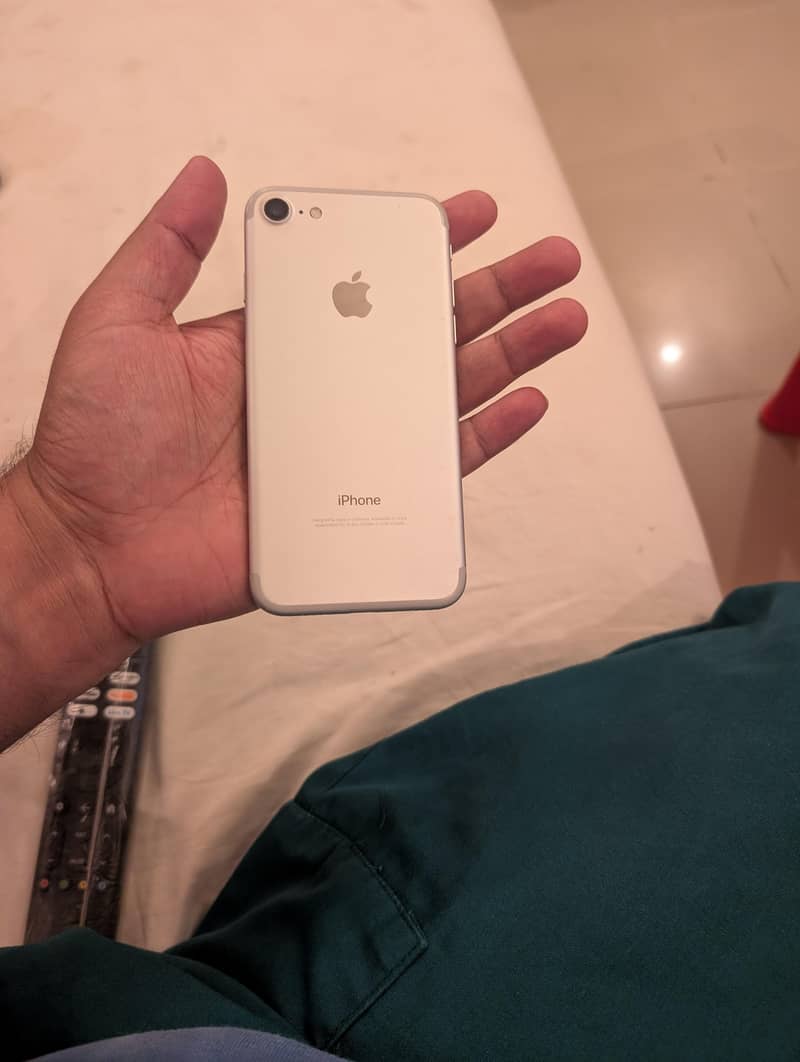 Apple iPhone 7 6