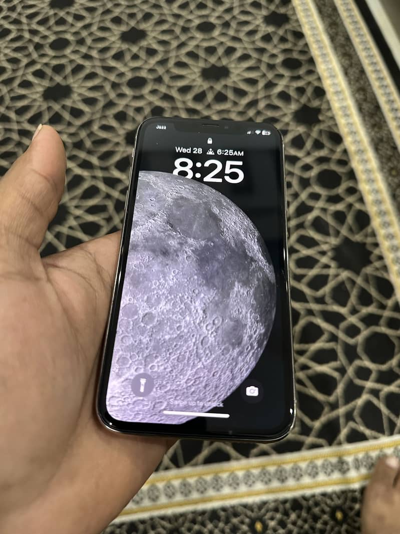 Apple iPhone X 2