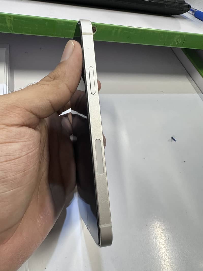 Apple iPhone 12 5