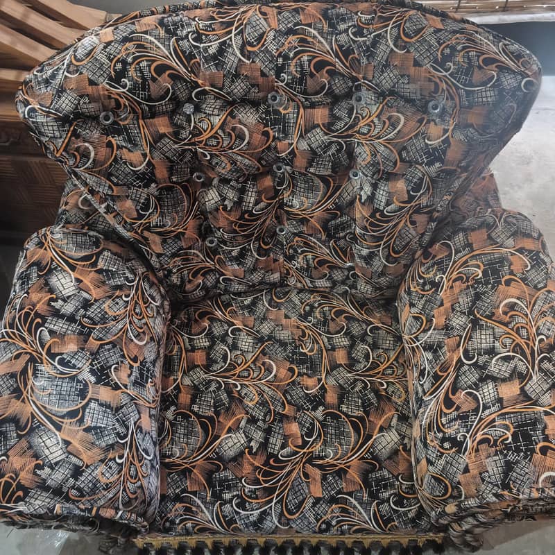 5 seater Sofa 3