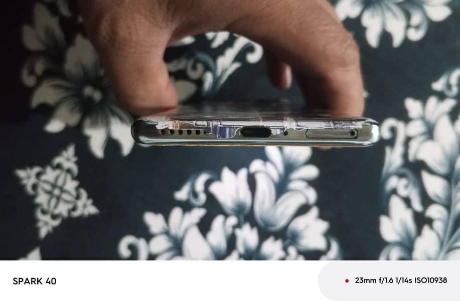 Infinix Zero 40 4