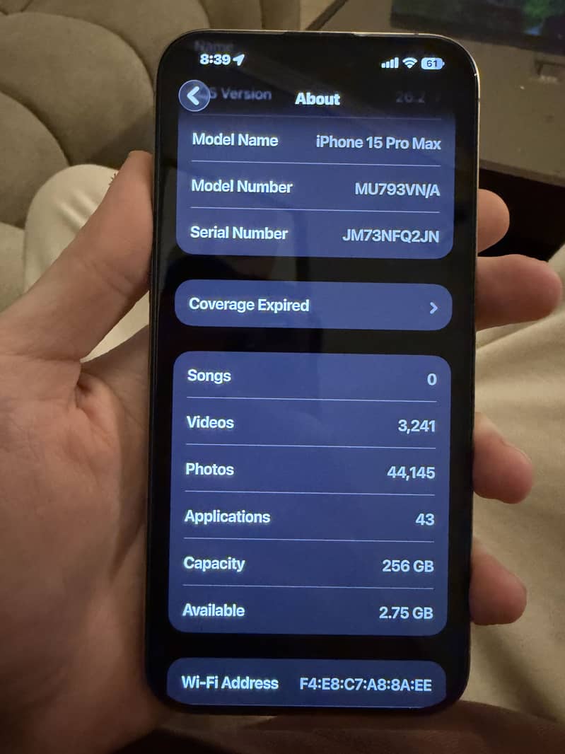 iPhone 15 Pro Max 3