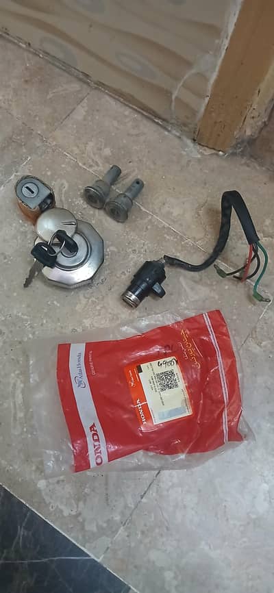 Honda 70 Lock set