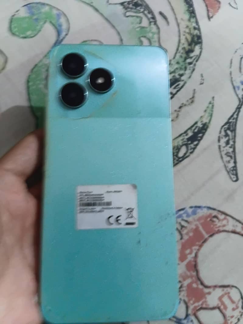 Realme C51 0