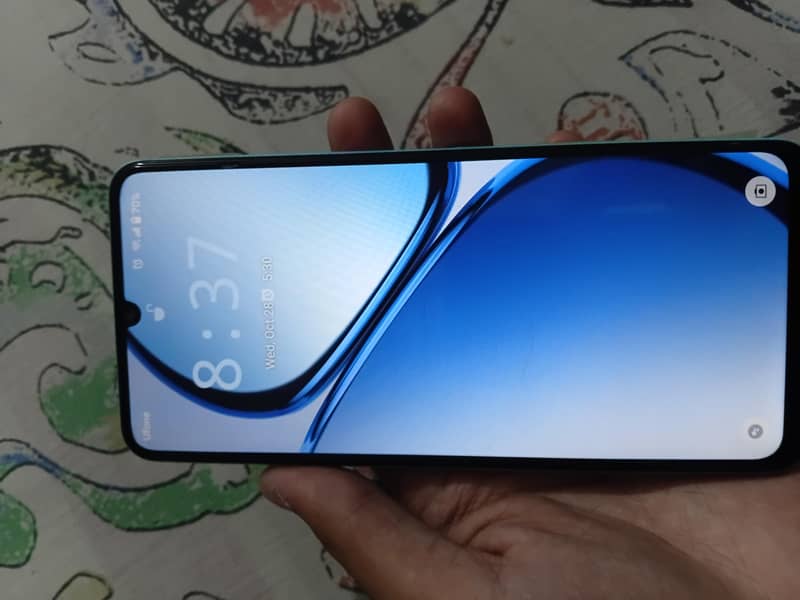 Realme C51 1