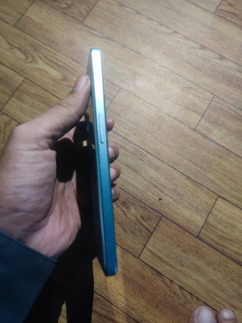 One Plus Ace 2V 2