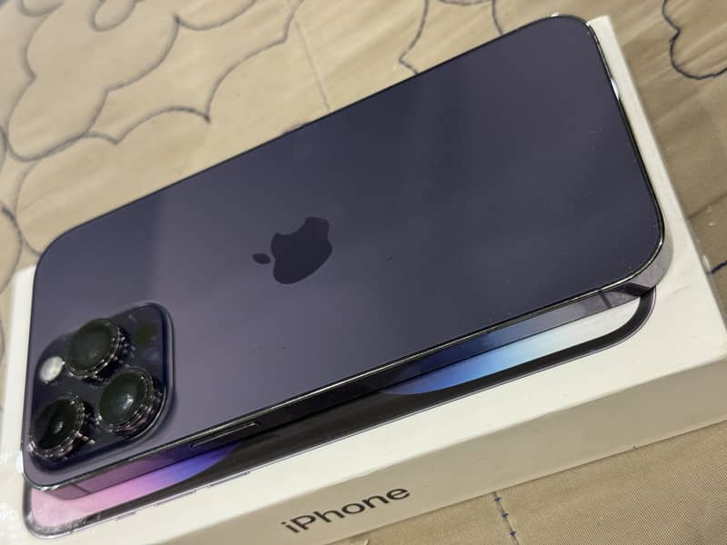 Apple iPhone 14 Pro Max 0