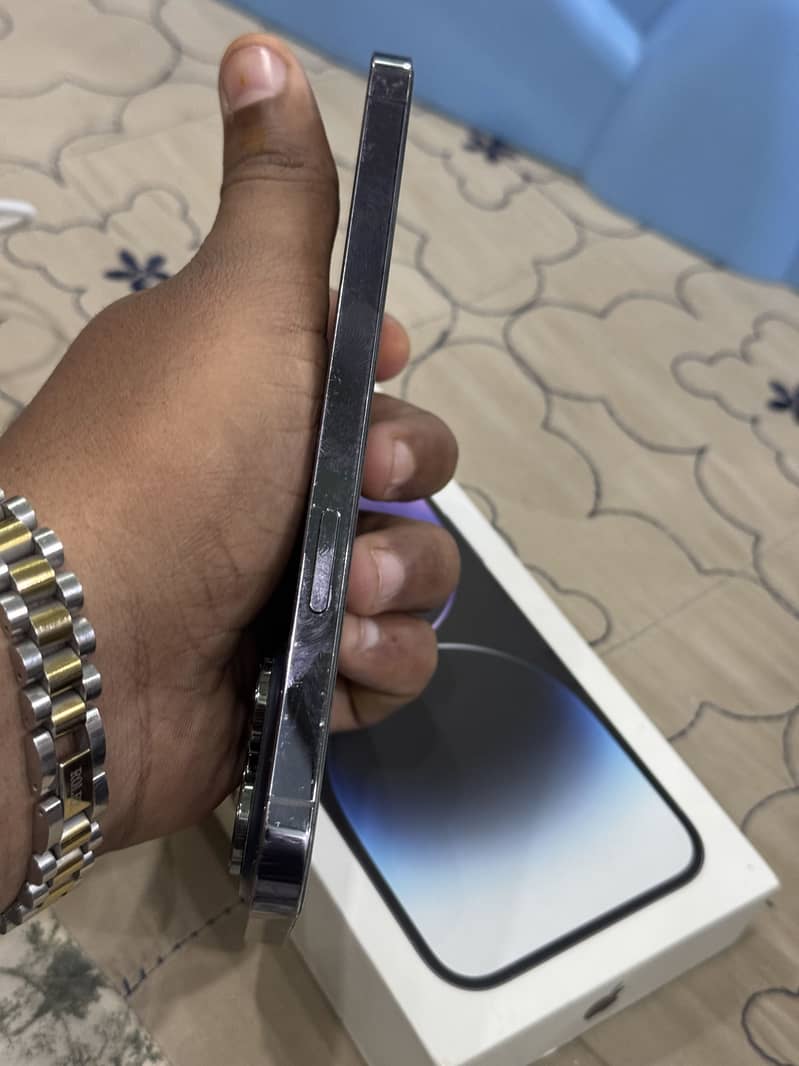 Apple iPhone 14 Pro Max 2