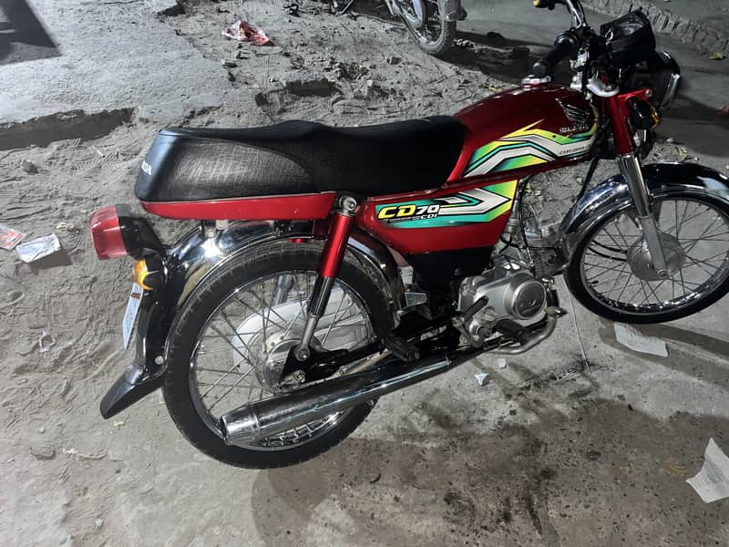 Honda CD70 7