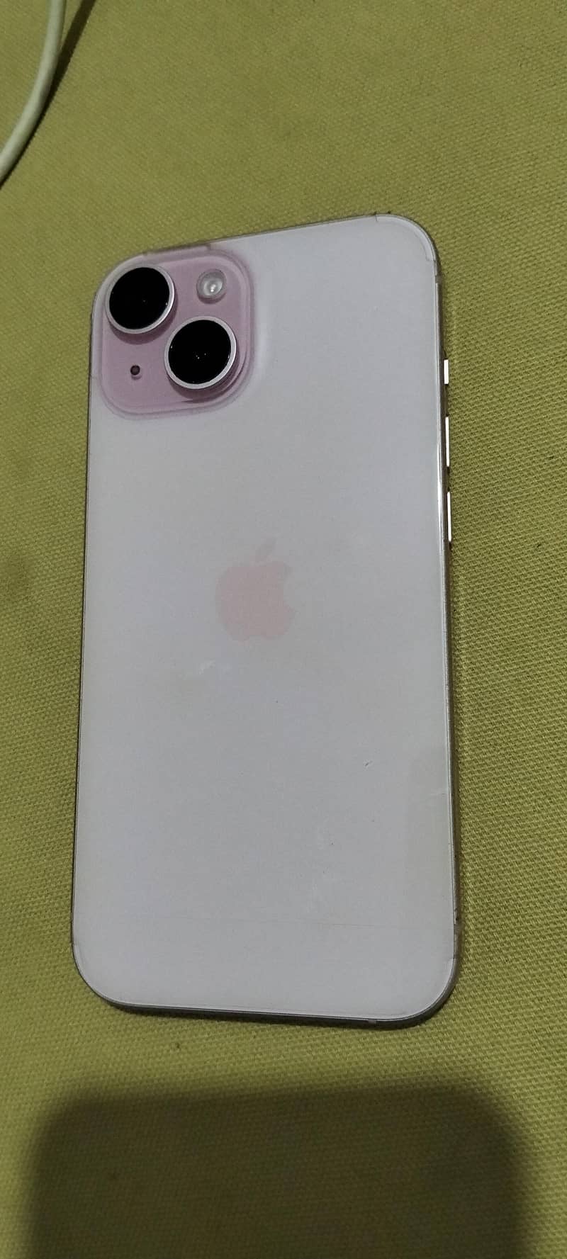 Apple iPhone 15 5