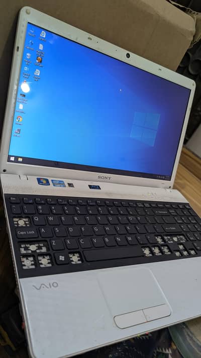 Sony Laptop Core i5  6GB RAM 256GB SSD 15 Inch screen size