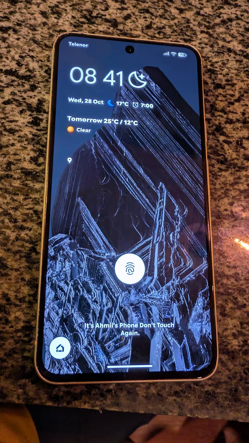 Google Pixel 8 4