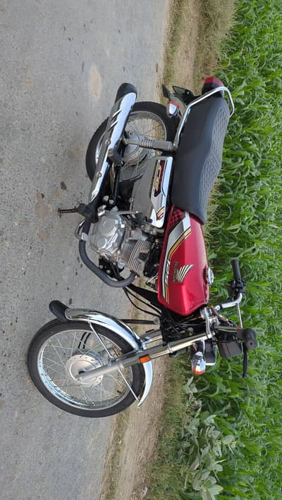 Honda cg125s