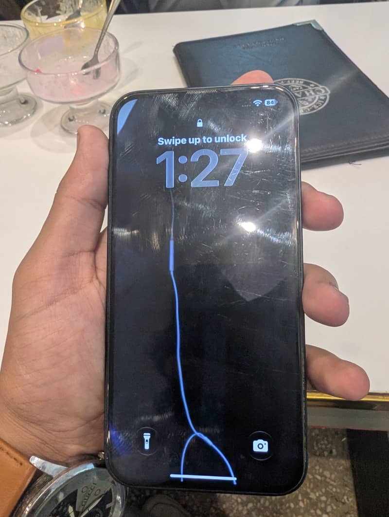 Apple iPhone 13 2