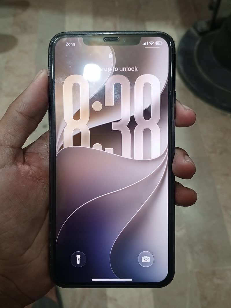 Apple iPhone 11 Pro Max 5