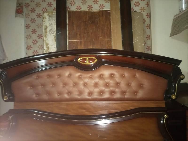 wooden bed 1