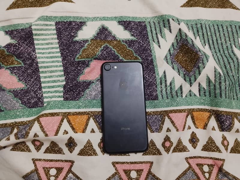 Apple iPhone 7 5
