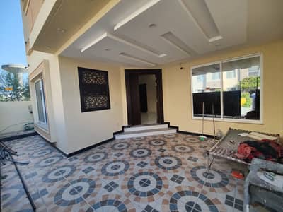 Bahria town phase 8, 7 marla brand new double unit house available for rent