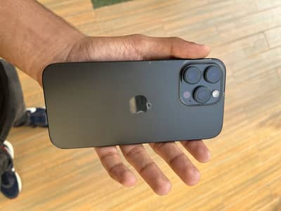 Apple iPhone 16 Pro Max