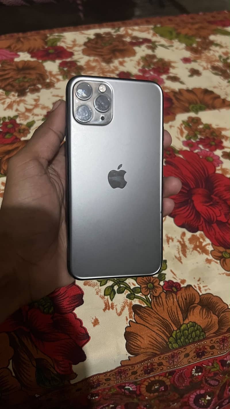 Apple iPhone 11 Pro 8