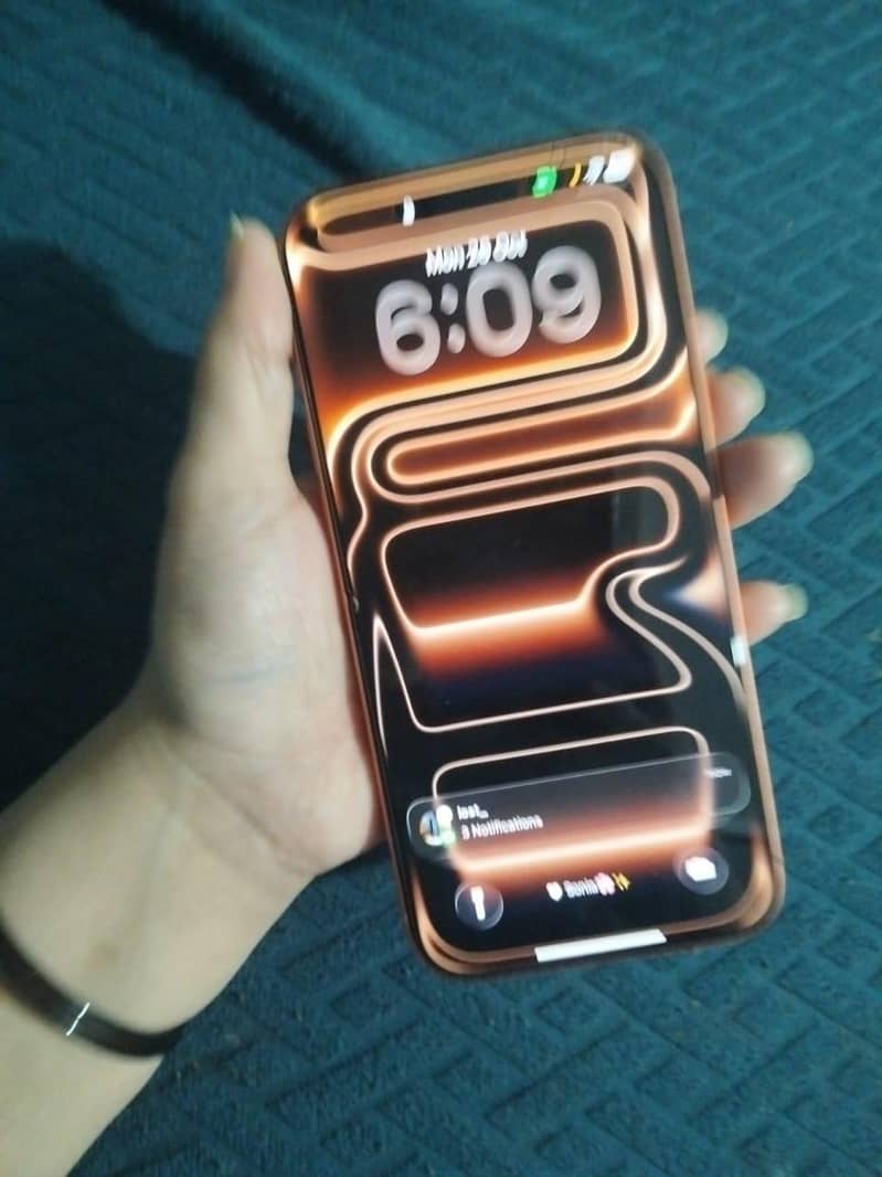 Apple iPhone 17 Pro Max 0