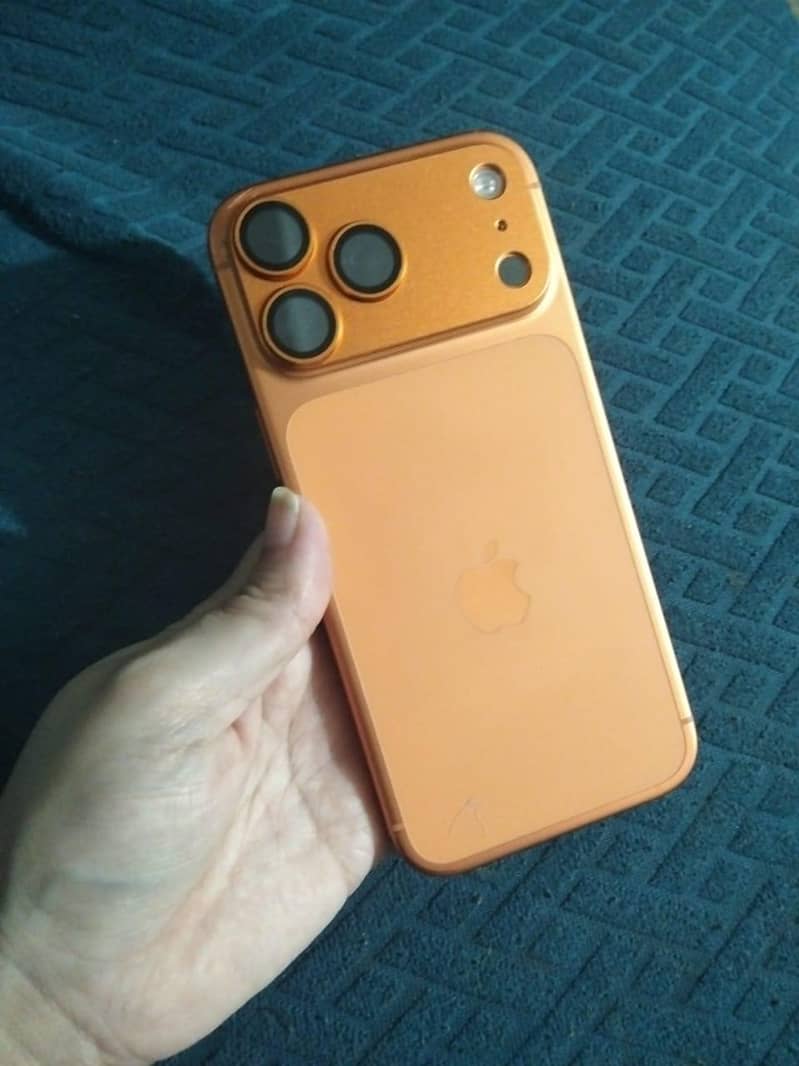 Apple iPhone 17 Pro Max 1