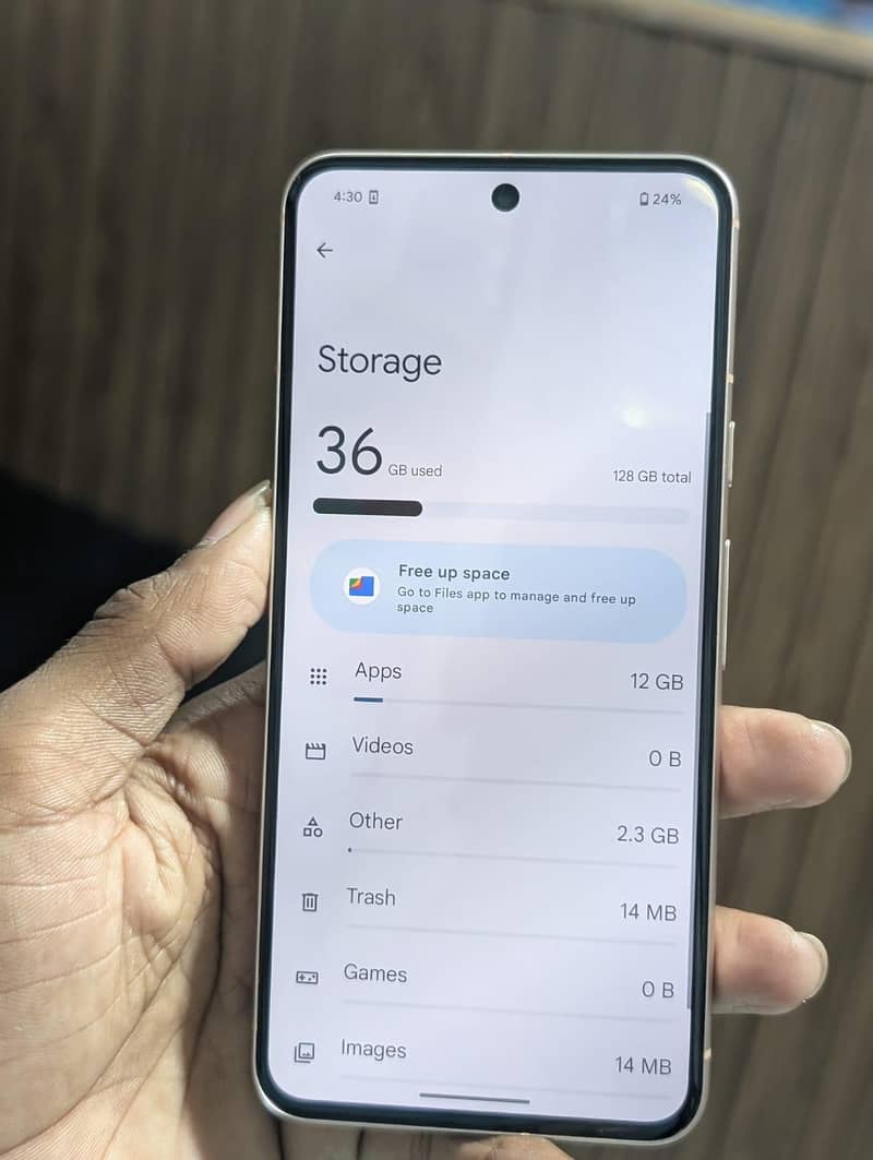 Google Pixel 8 1
