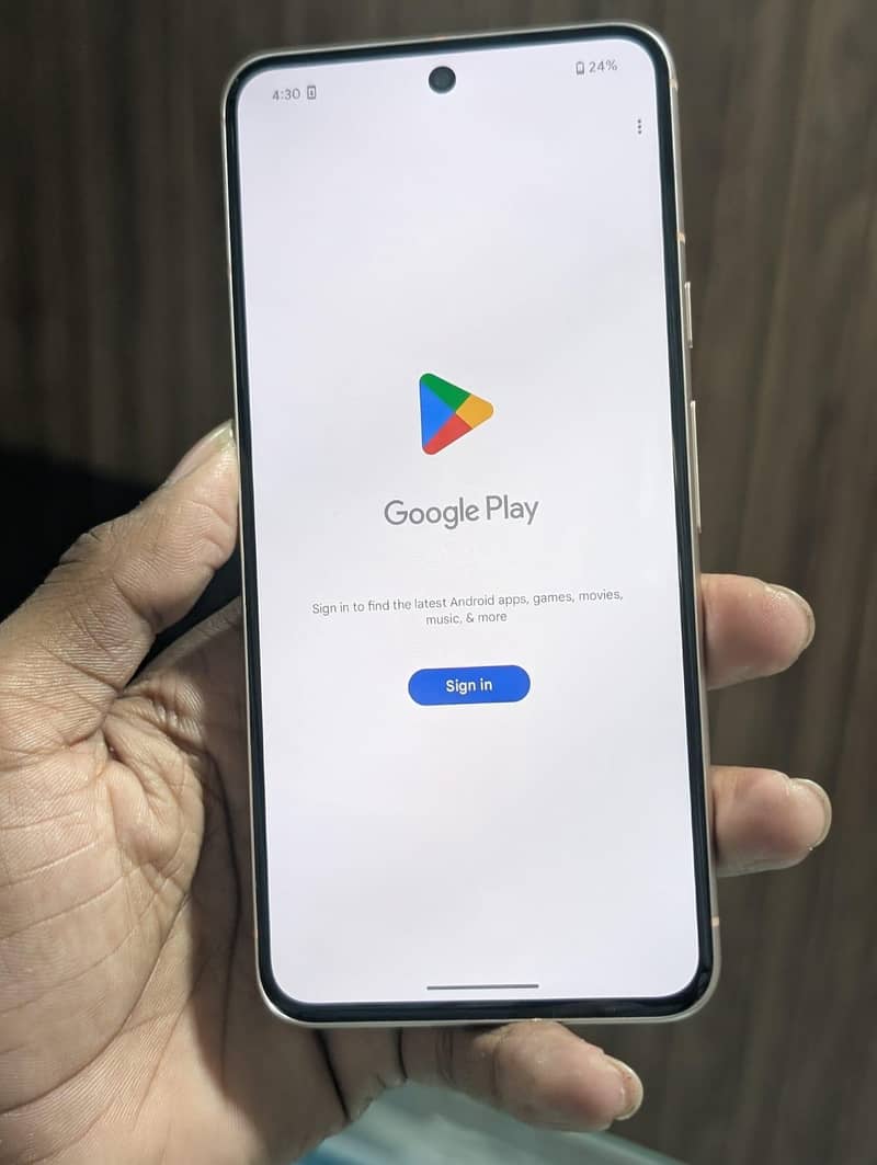 Google Pixel 8 4