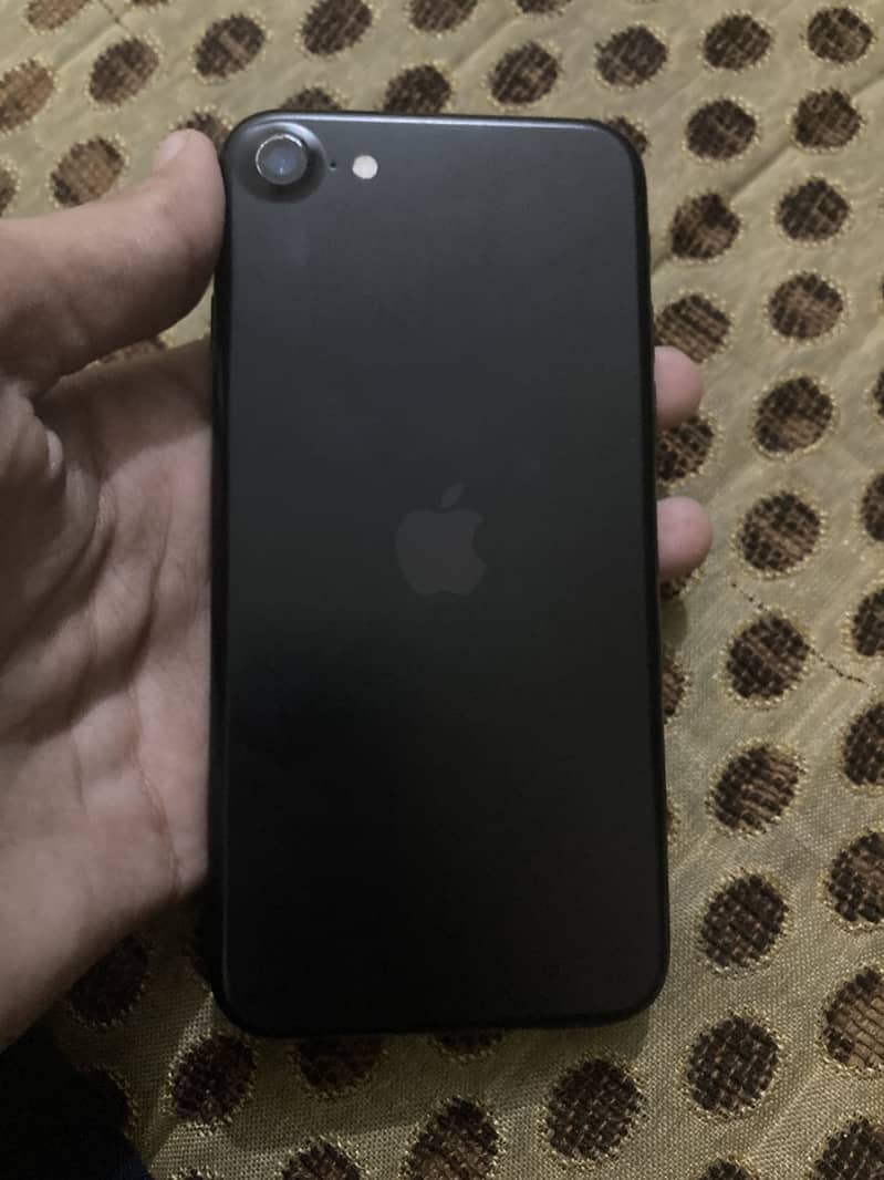 Apple iPhone SE 0