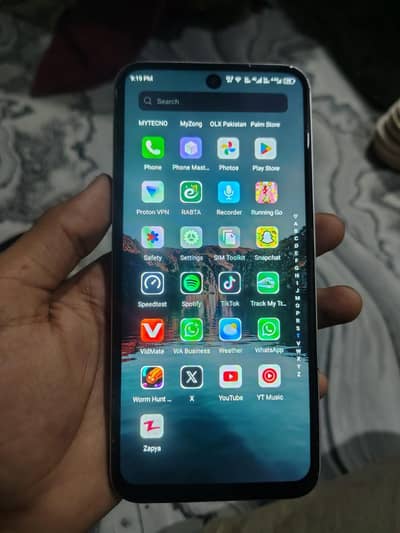 tecno spark go 1