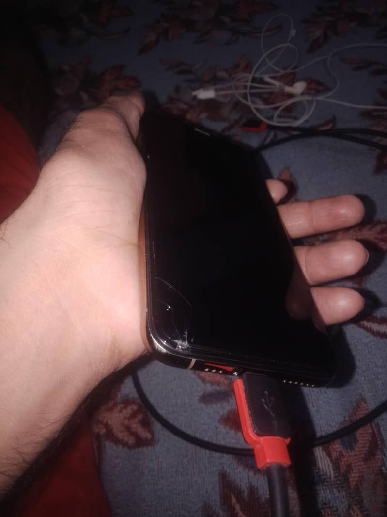 Apple iPhone XS 2