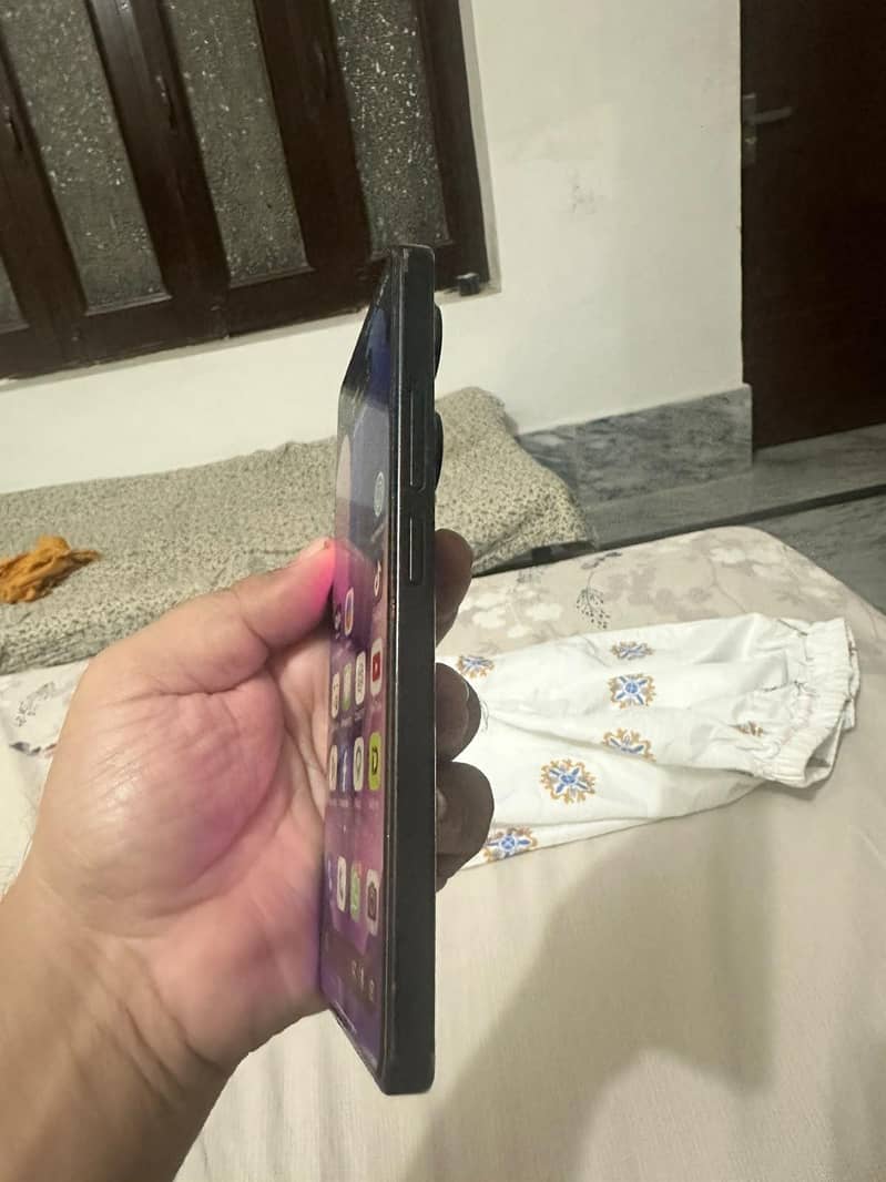 Xiaomi Redmi Note 13 Pro 5