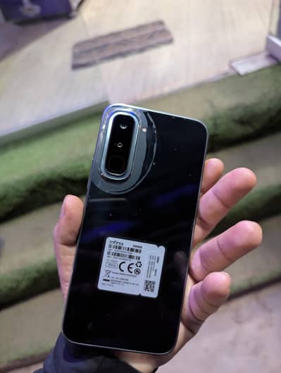 Infinix Hot 70