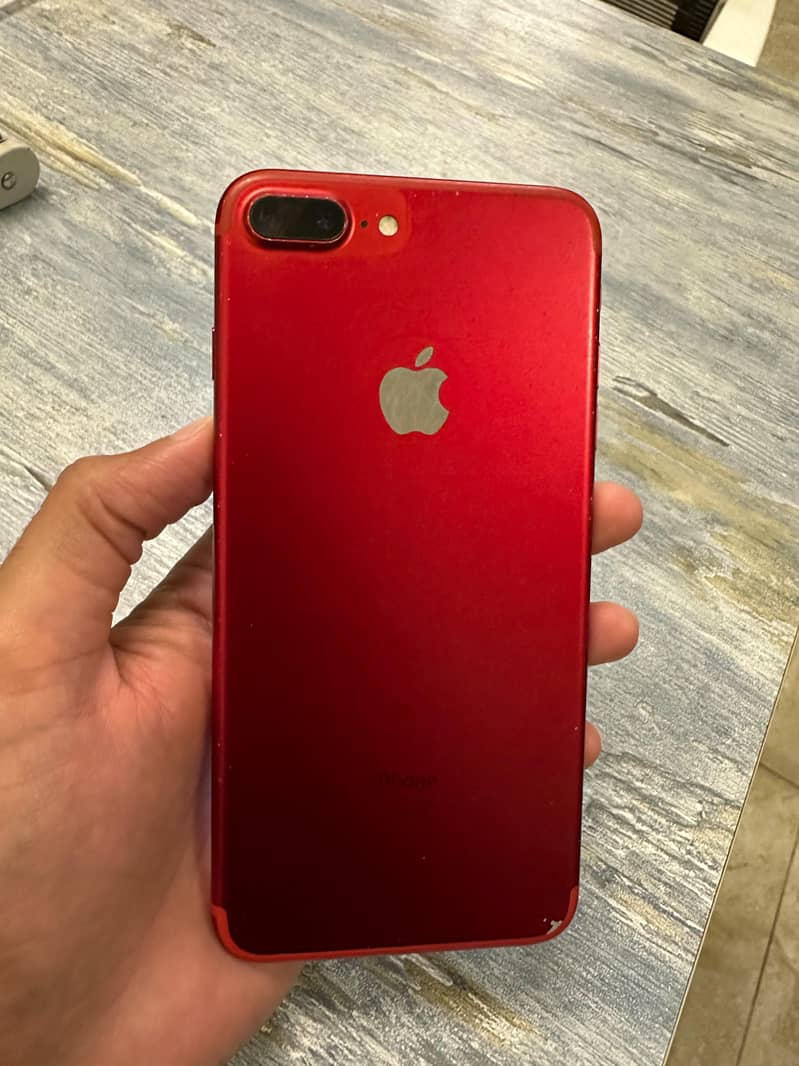 Apple iPhone 7 Plus 2