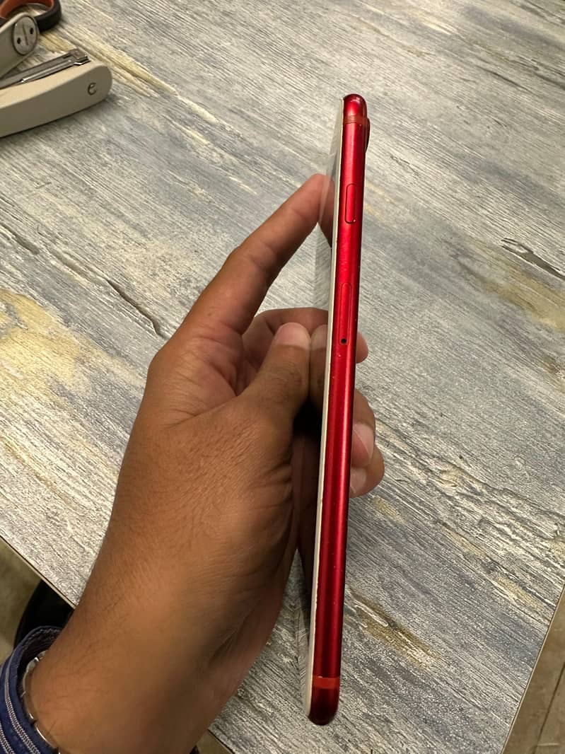 Apple iPhone 7 Plus 6