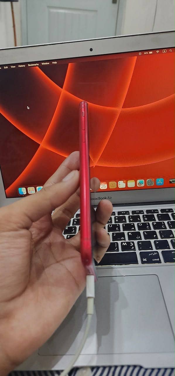 Apple iPhone 11 0