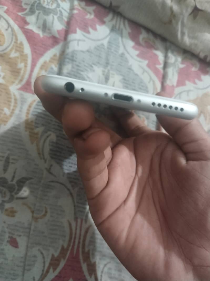 Apple iPhone 6 1