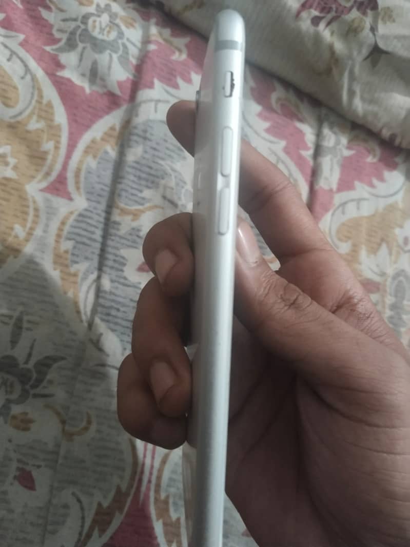 Apple iPhone 6 2