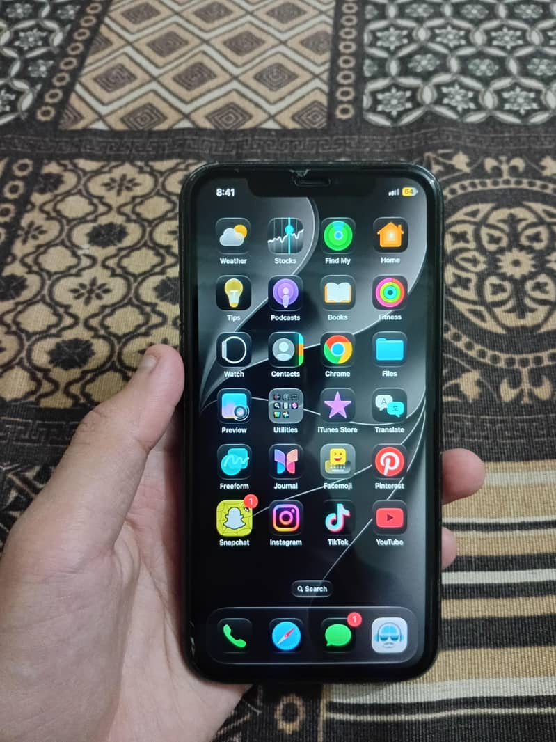 Apple iPhone 11 7