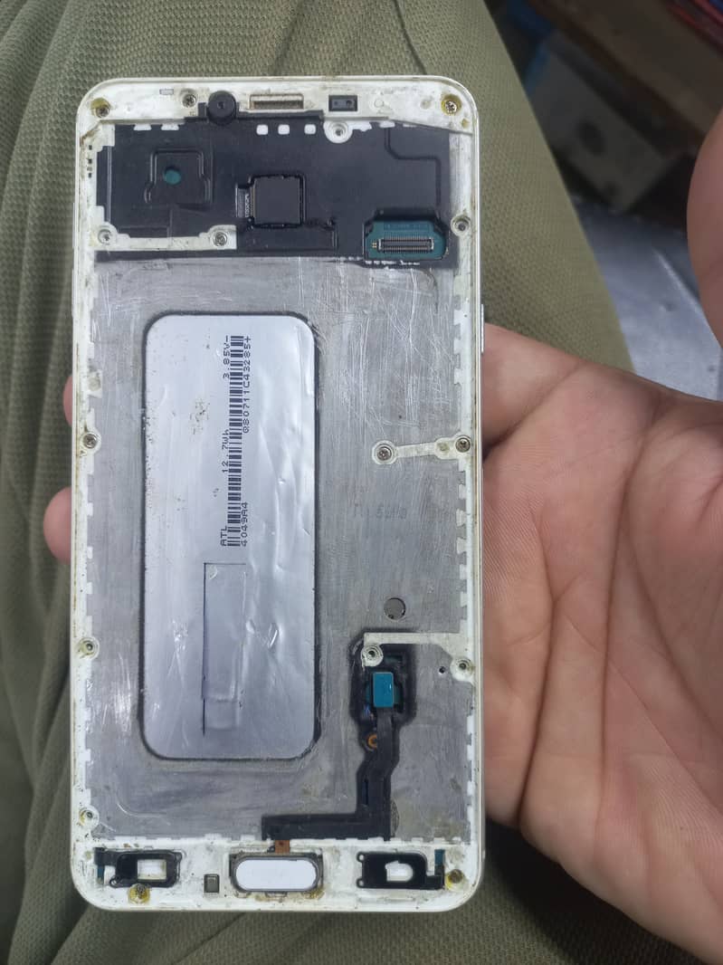 Samsung Mobile C7 1