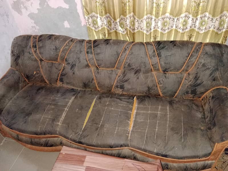 5 Seater Sofa set use 1