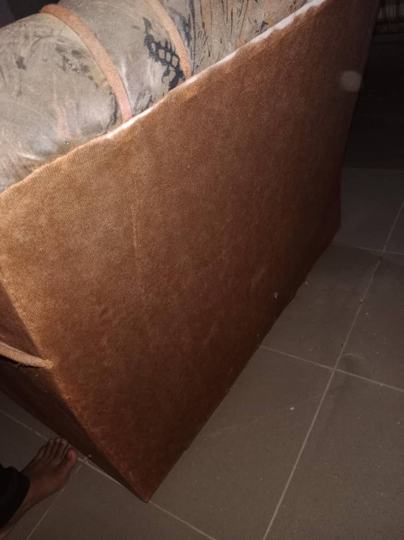 5 Seater Sofa set use 18