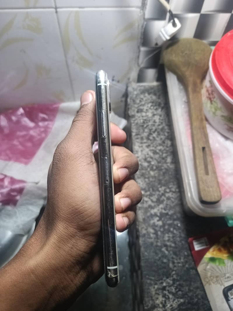 Apple iPhone X 1