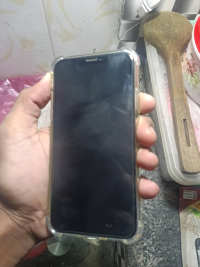 Apple iPhone X 2