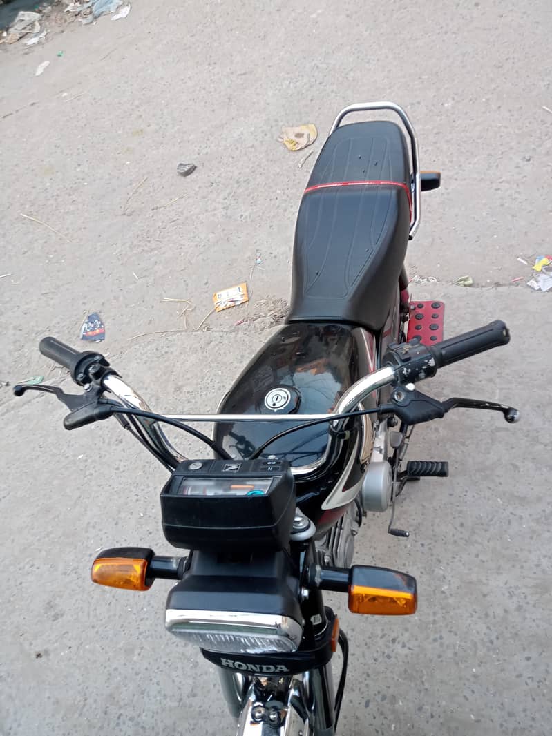 Honda CD70 1